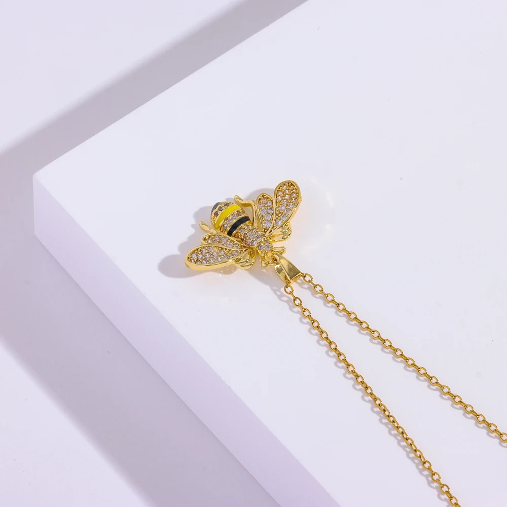 18K Gold Plated Zircon Crystal Bee Pendant Necklace Women Stainless Steel Chain