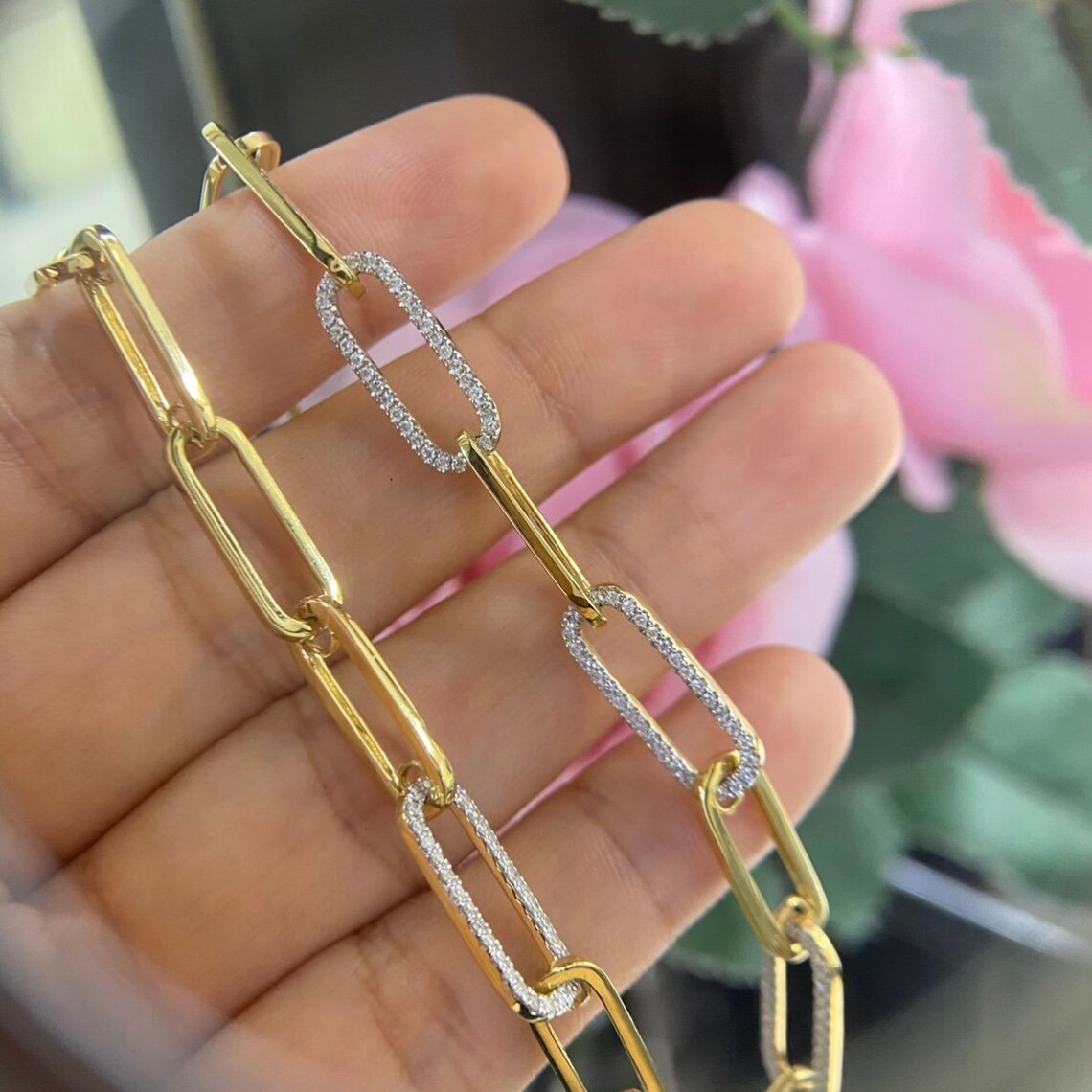 18K Yellow Gold SILVER CREATED DIAMOND 0.72ct in Diamonds Necklace. 18INCH