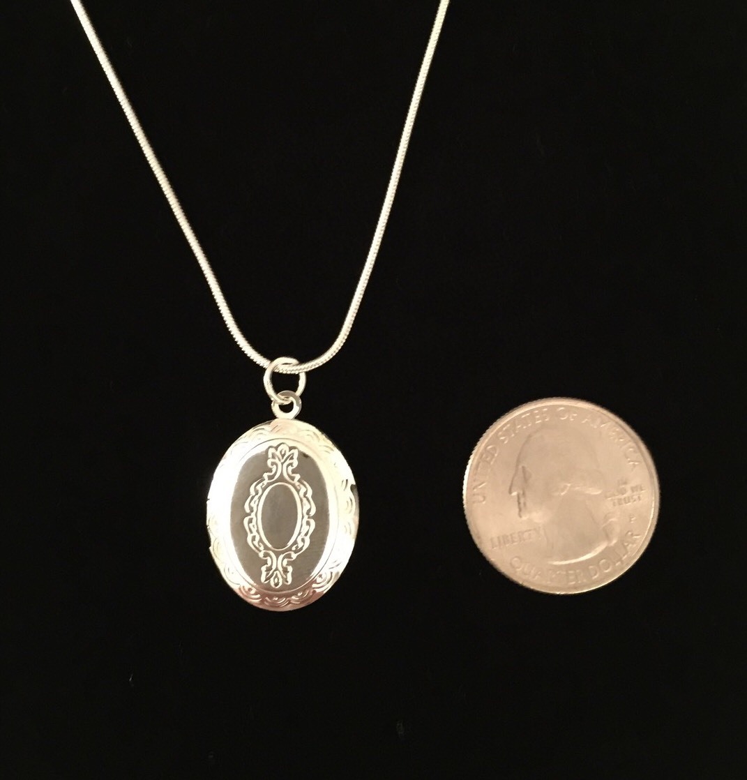 925 Sterling Silver Children Adult Oval Photo Locket Pendant Necklace 18″ N15