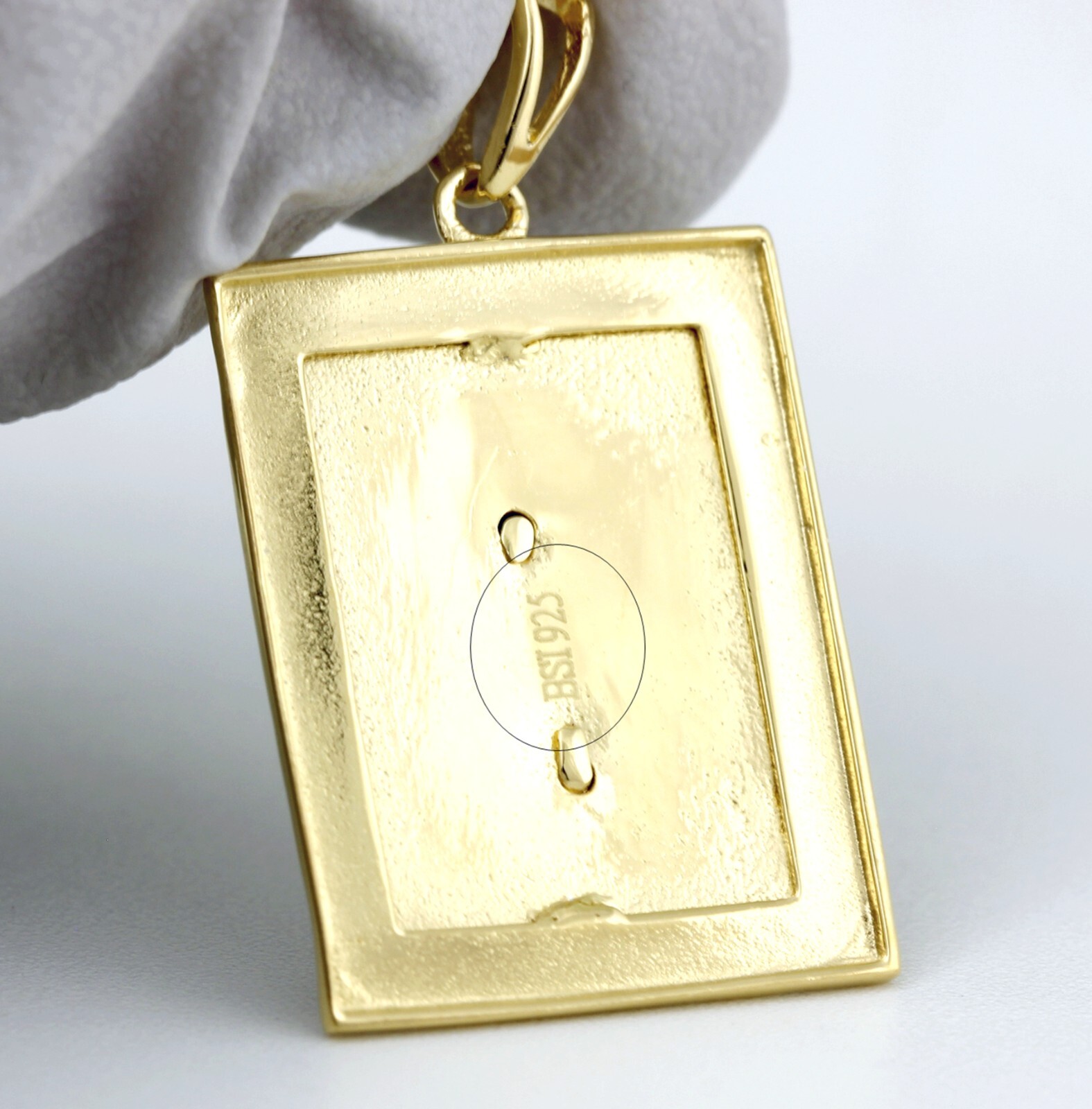Women 925 Sterling Silver 19mm Gold Miraculous Virgin Mary Rectangle Bar Pendant