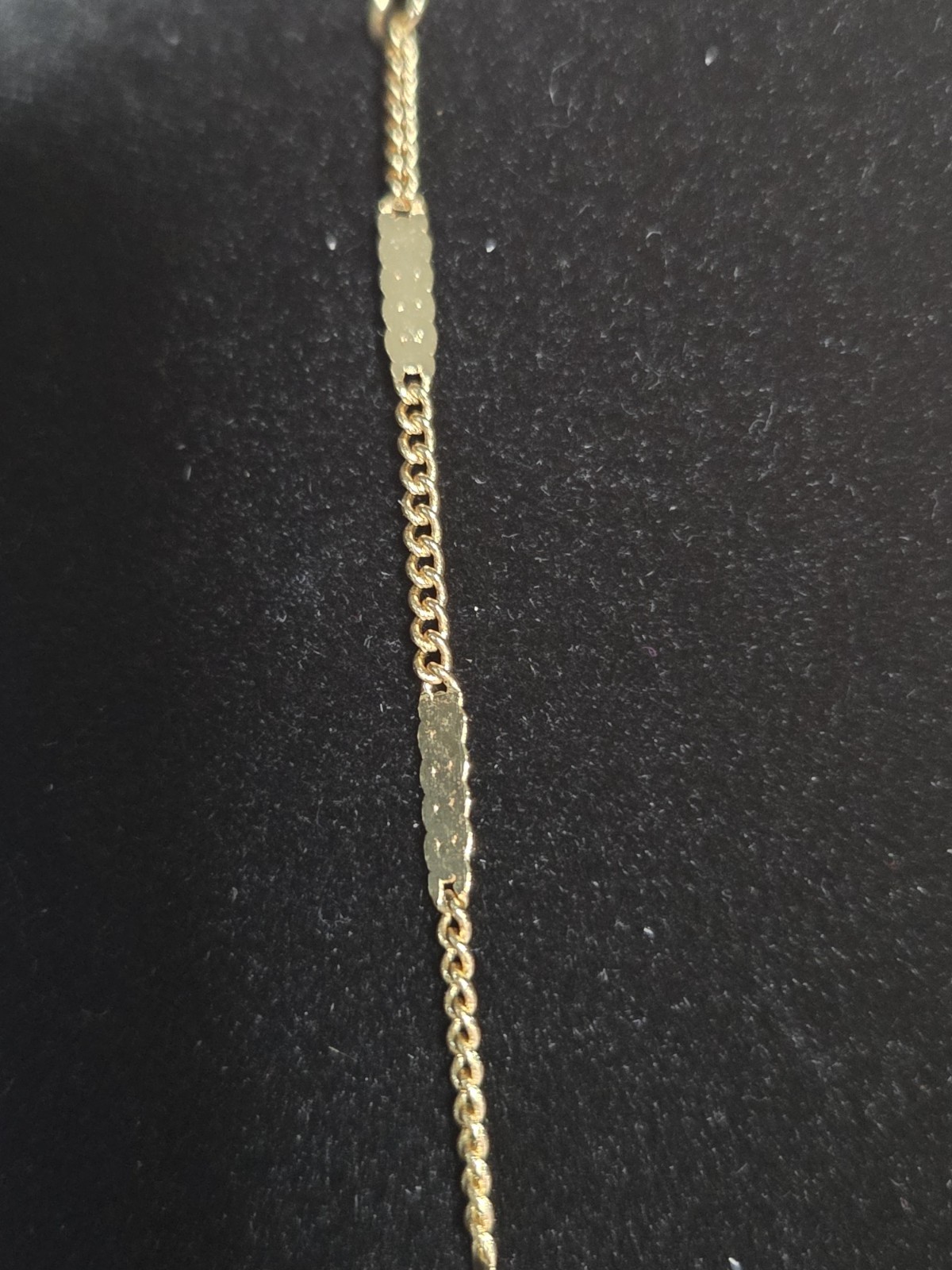 Gold Tone Textured Bar Station Chain Necklace 17-20″ Adjustable Great Layering