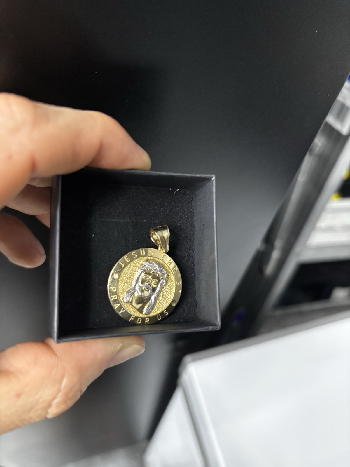 Gold solid 10k two tone Jesus face Pendant yellow/white 10k gold solid