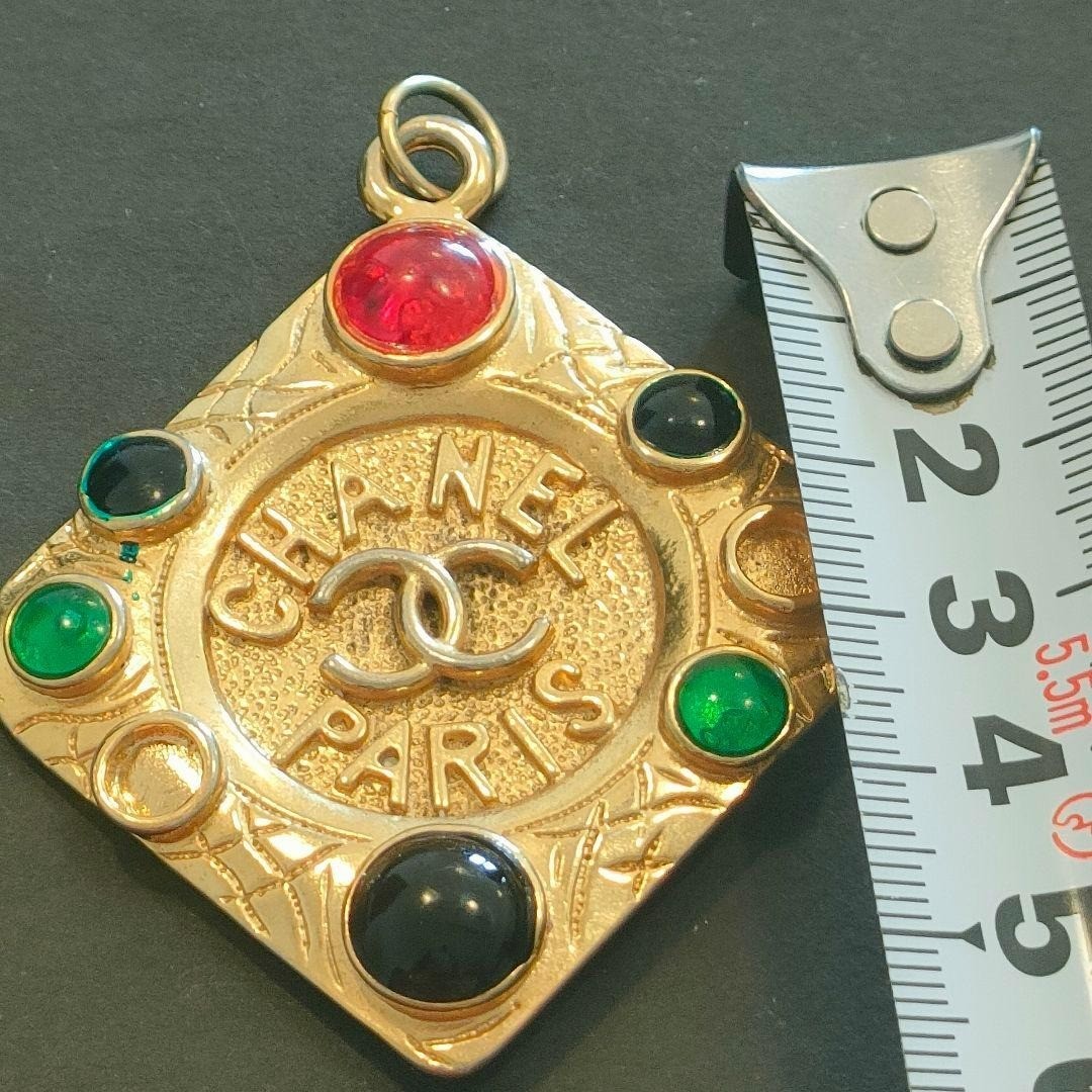 Chanel Vintage Large Pendant Necklace Color Stone No Stamp Rare Costume Used