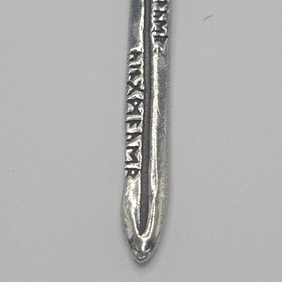 SWORD / BLUE STONE Pewter Pendant Charm /18″-24″ STAINLESS CURB CHAIN NECKLACE