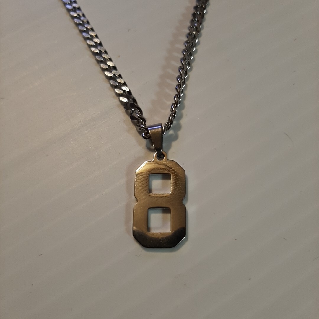 #8 BASEBALL FOOTBALL NUMBER Pendant Charm / 18″-24″ STAINLESS CHAIN NECKLACE