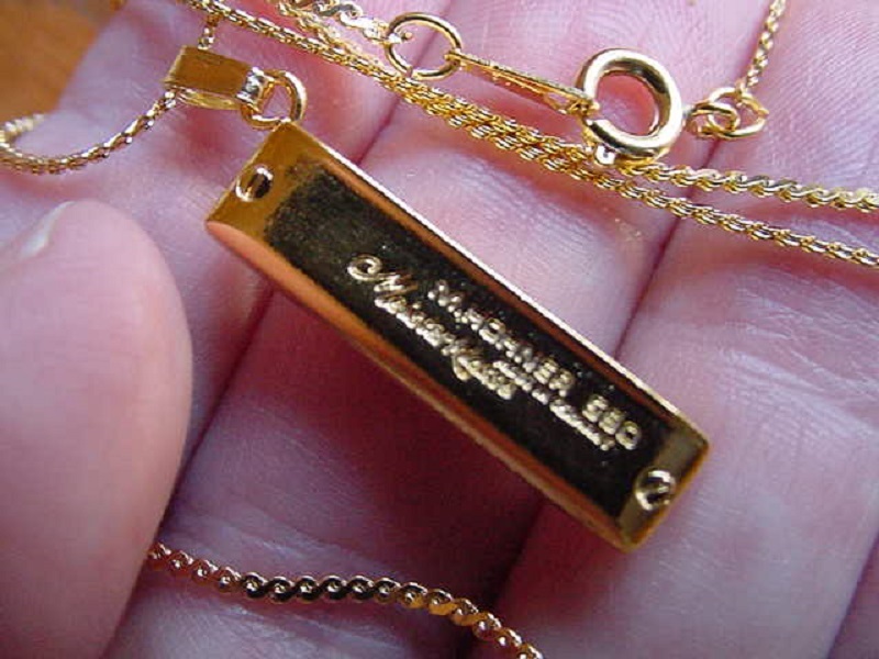 (M-329-E) little Hohner HARMONICA PENDANT necklace JEWELRY 24k gold plt