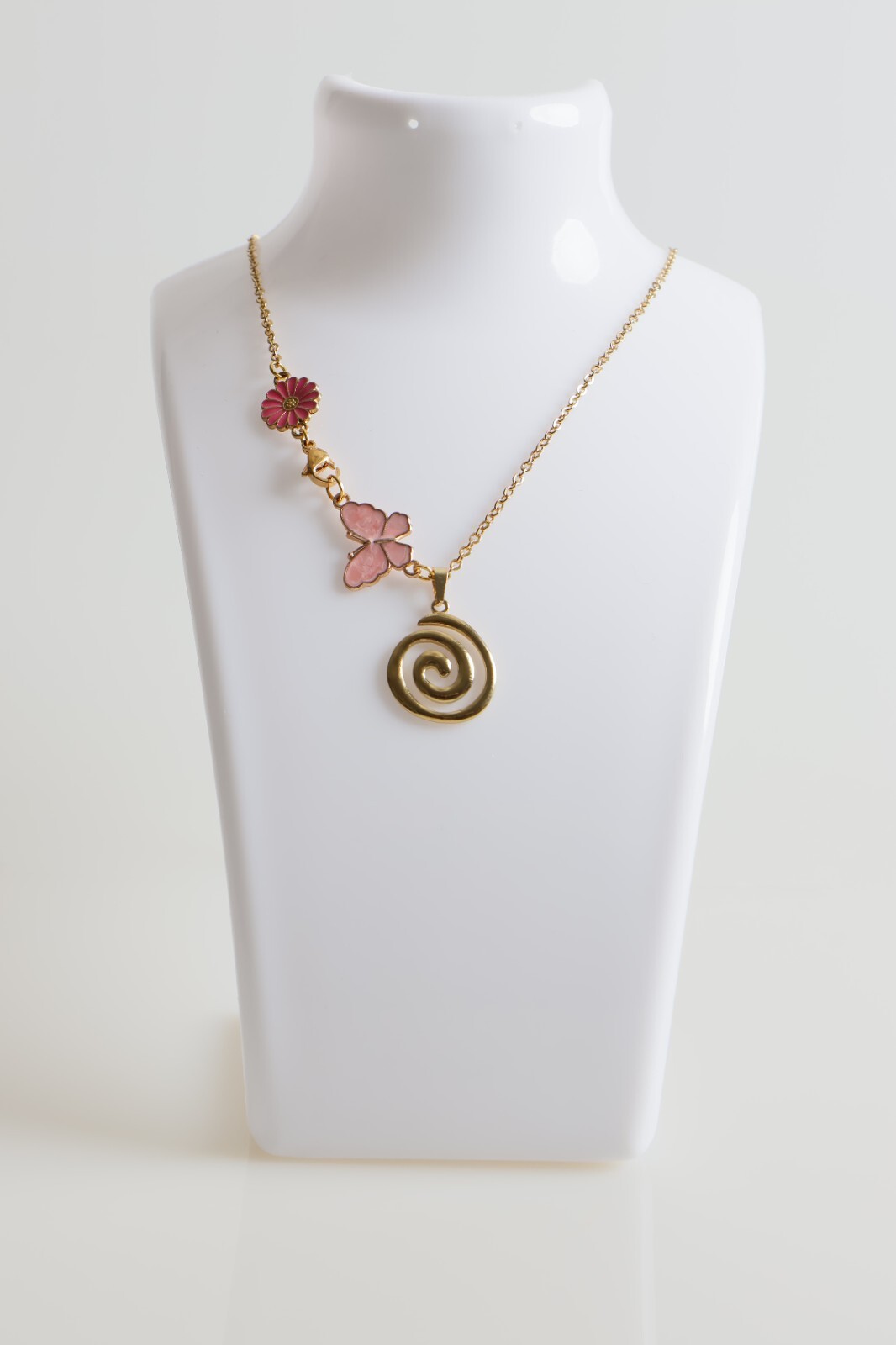 Cadena De Acero Inoxidable Chapada En Oro 18k Espiral Mariposa Margarita