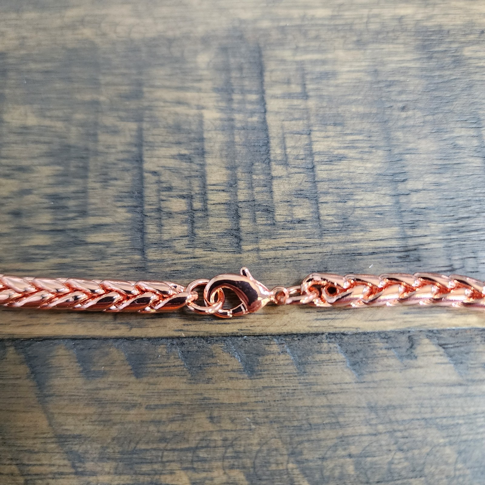 Pure Copper Cross Necklace with Dragon Bone ChainA timeless symbol of faith…