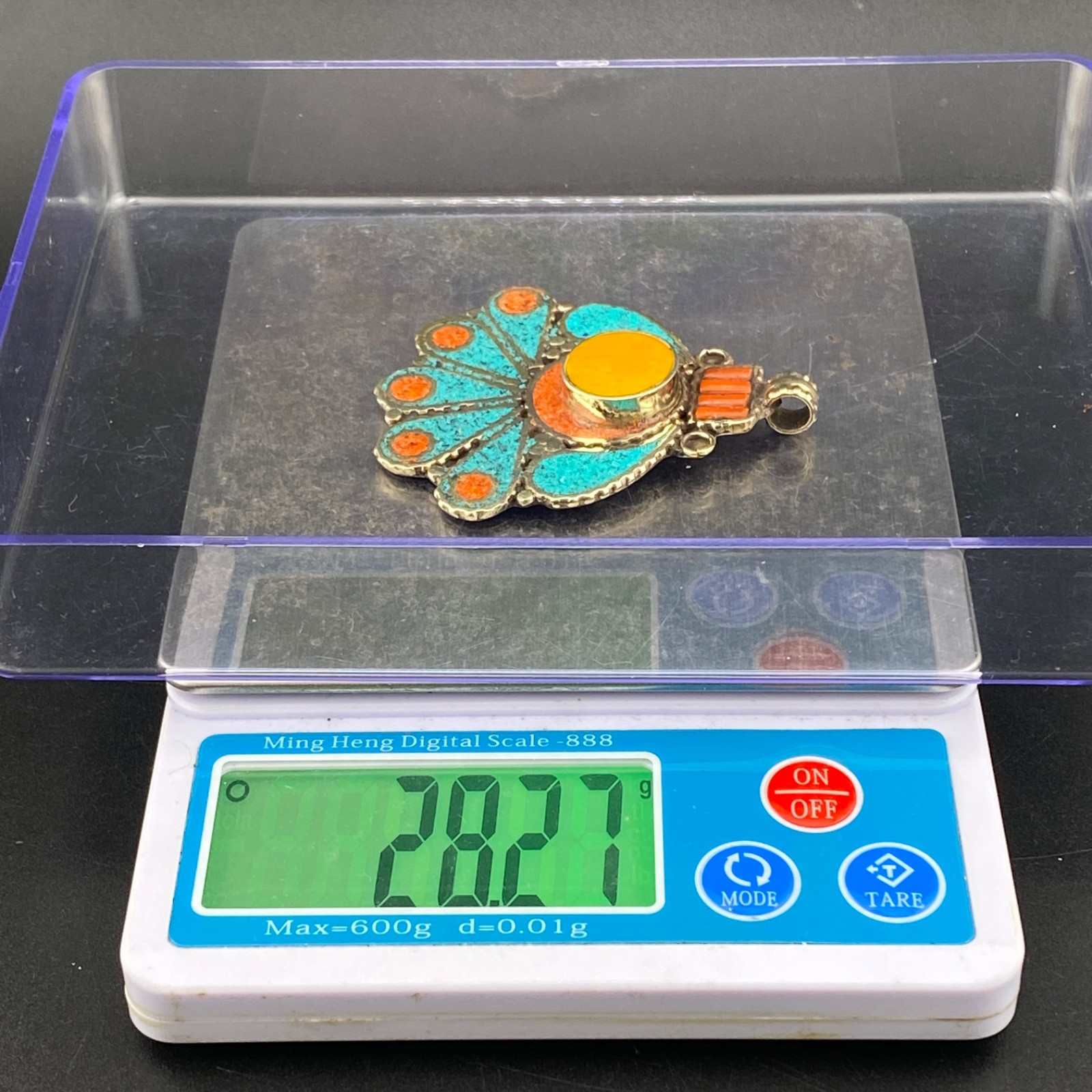 Beautiful flower design Tibetan handmade beautifully crafted pendant