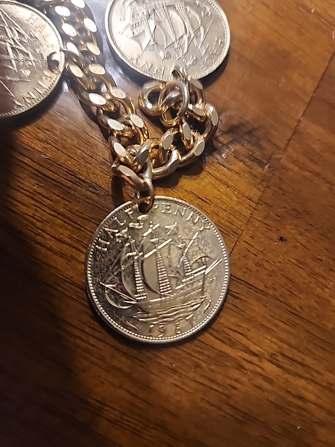 HALF PENNY COIN GREAT BRITAIN CHARM BRACELET LINK CHAIN 1967 6.5″