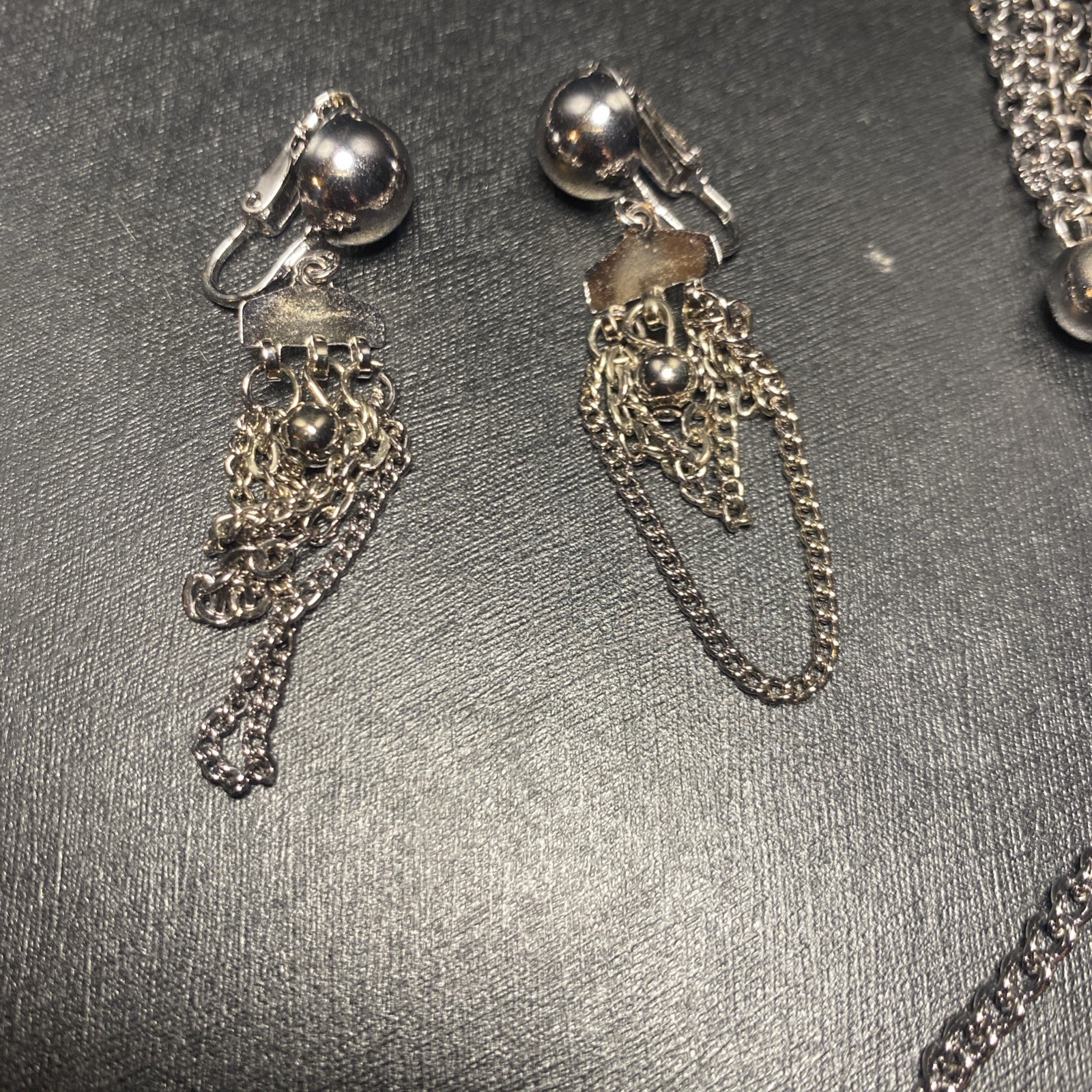 VTG Retro 7 Strand Gunmetal Silver toned Chain + Ball Necklace Earrings Set