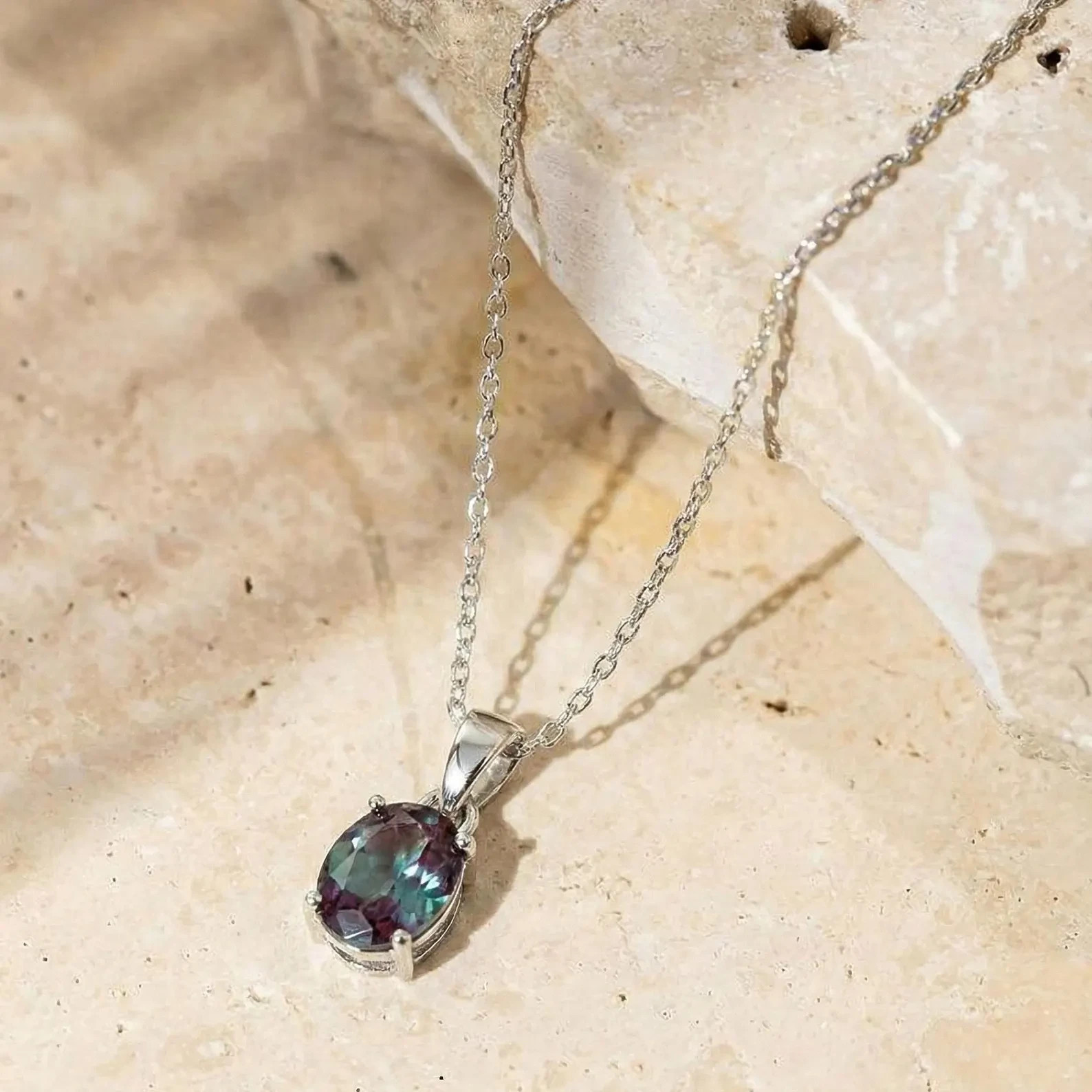 20 Ct AAA+Natural Color Change Alexandrite Certified Gemstone Pendant 925 Silver
