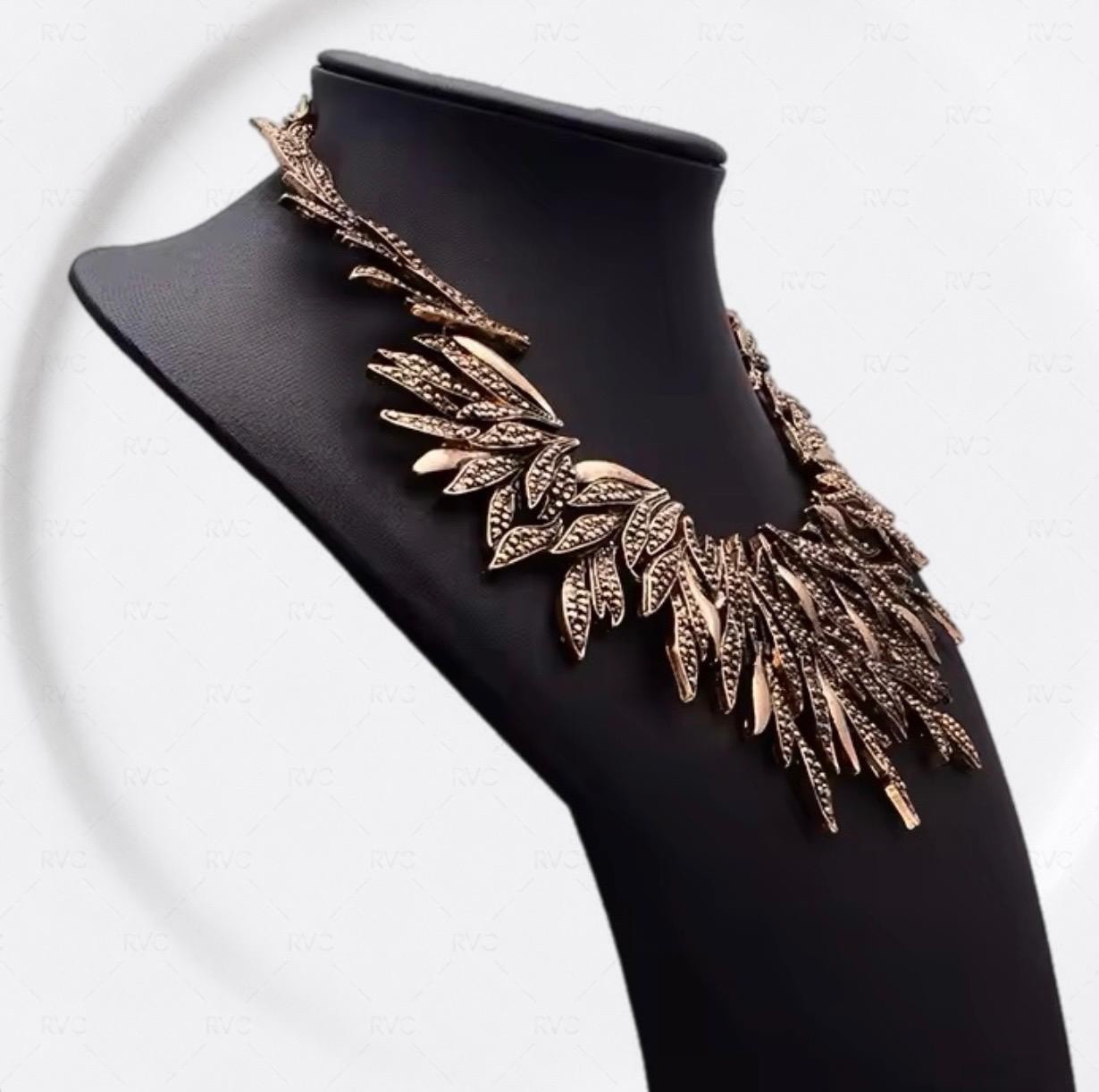 Vintage Style Metal Large Choker Statement Necklace Women’s Chunky Jewelry