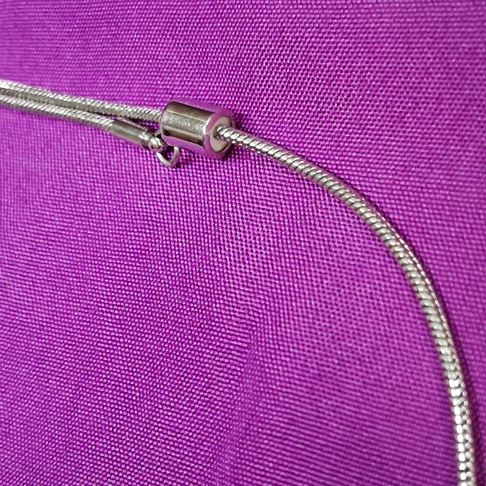 Polished Stainless Steel Textured Ring Hoop Pendant Snake Chain Necklace