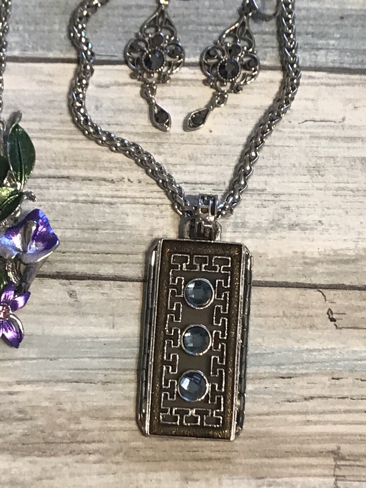 Lot Necklaces Earrings Silver Tone Chain Black Pendant Flowers Purple Set