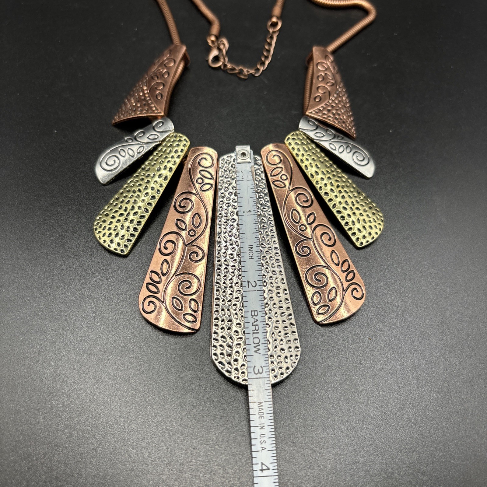 Multi Tone Hammered Metal Modernist Geometric Engraved Necklace Adjustable