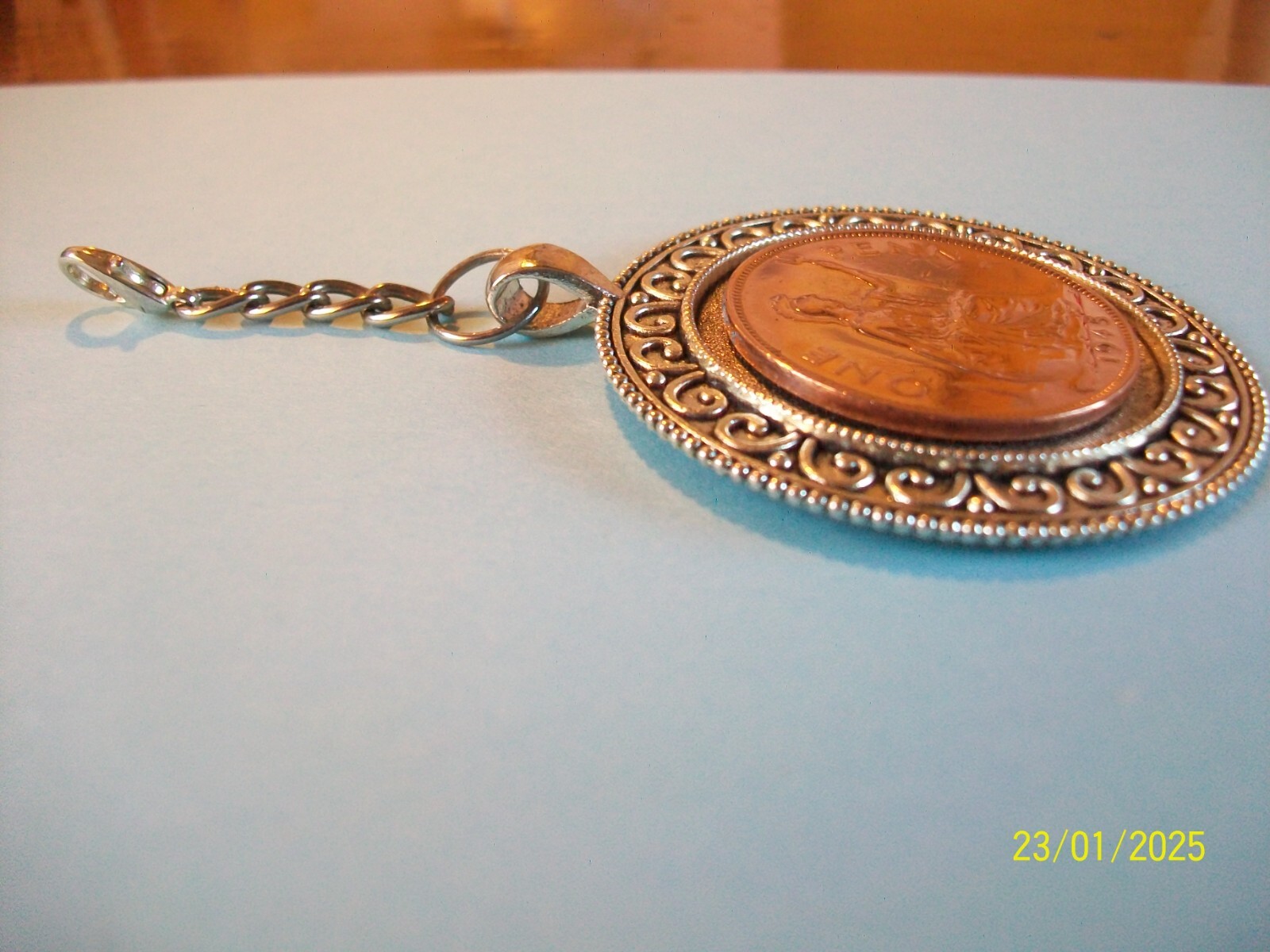 PENNY COIN – BRITANNIA – LIMITED EDITION CASED PENDANT – 1896 to 1967