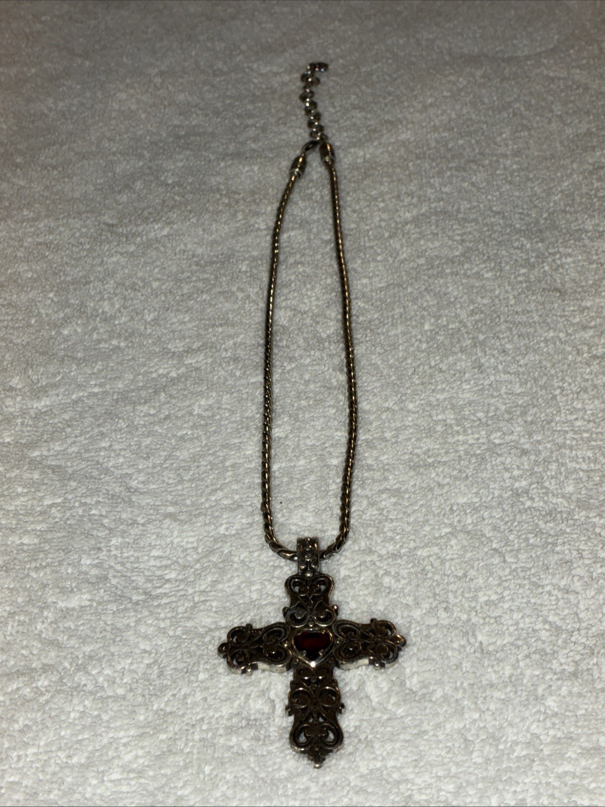 Beautiful BRIGHTON SILVER 13-1/2”ENDLESS LOVE CROSS NECKLACE RED CRYSTAL HEART