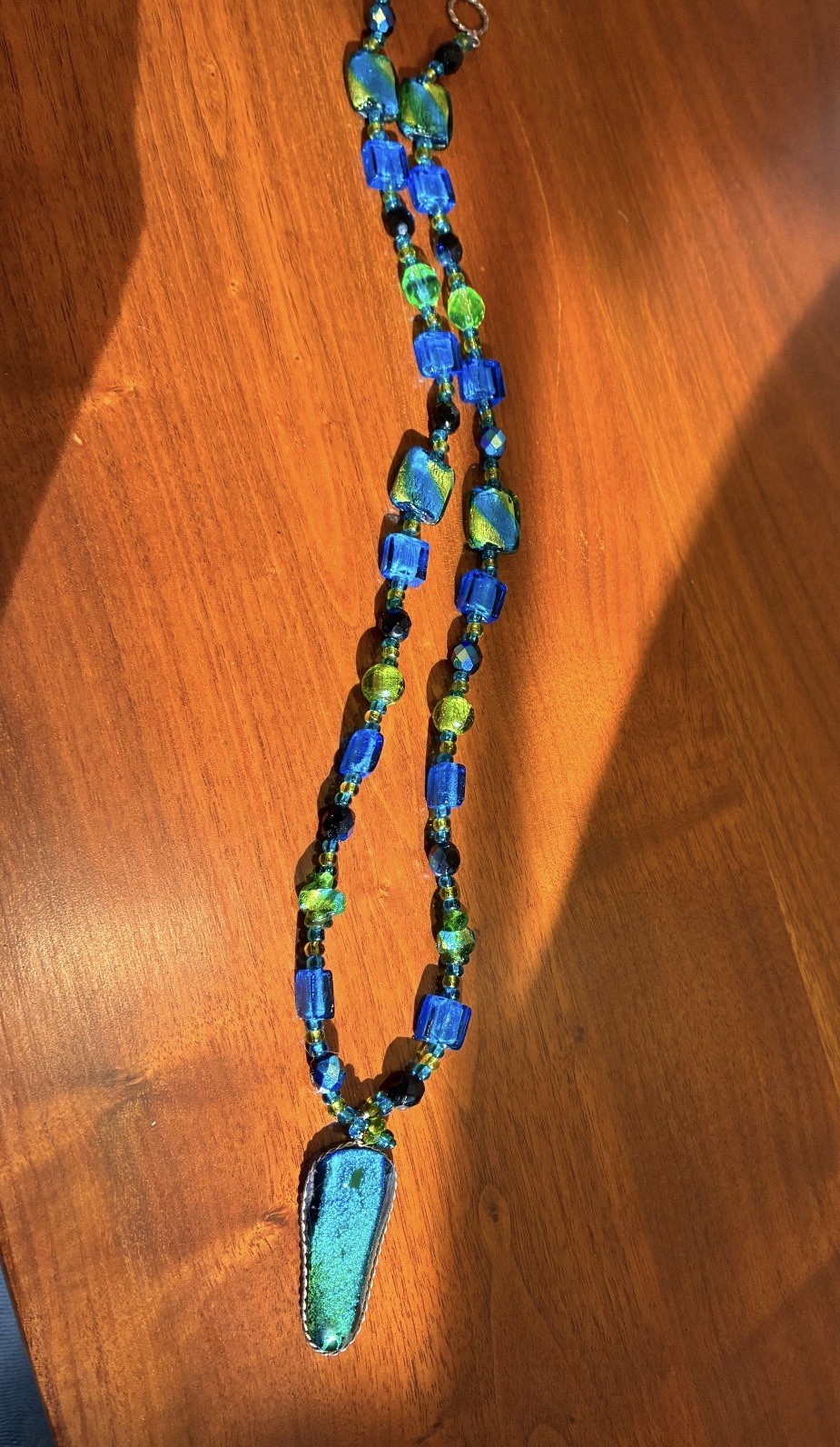 Vintage Blue Green Art Glass Beaded Necklace With Dichroic Glass Pendant Clasp