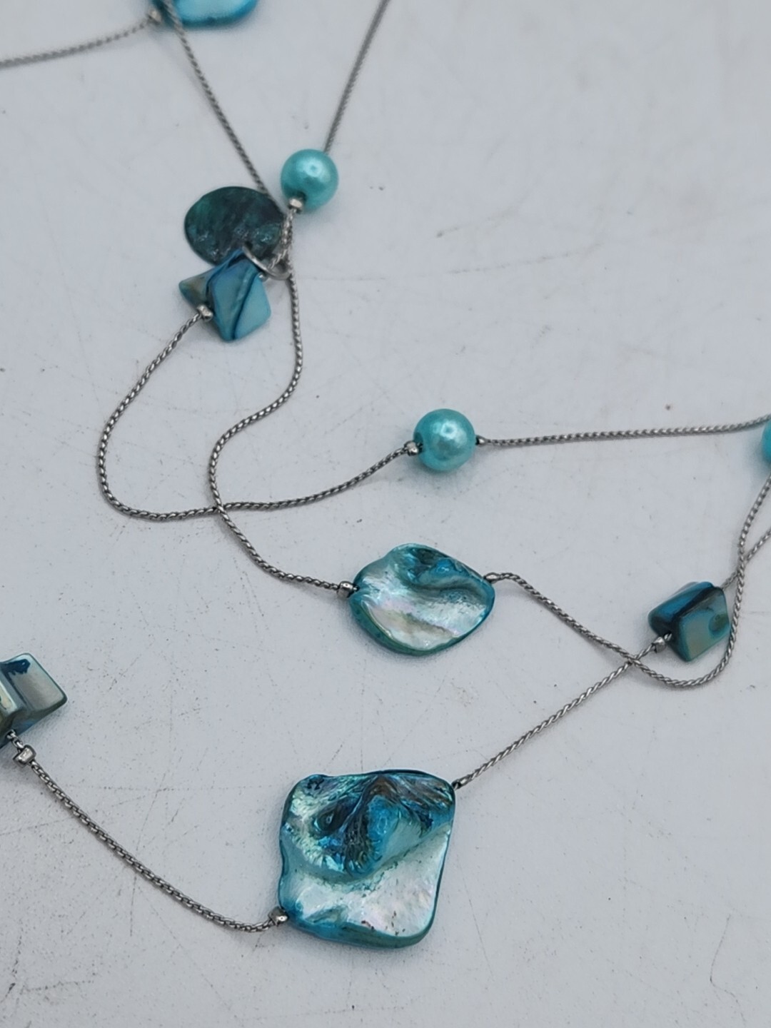 Silver Tone Multi Colored Blue/Turqoise Lagoon 3 Strand Shell Necklace 16″1/2″