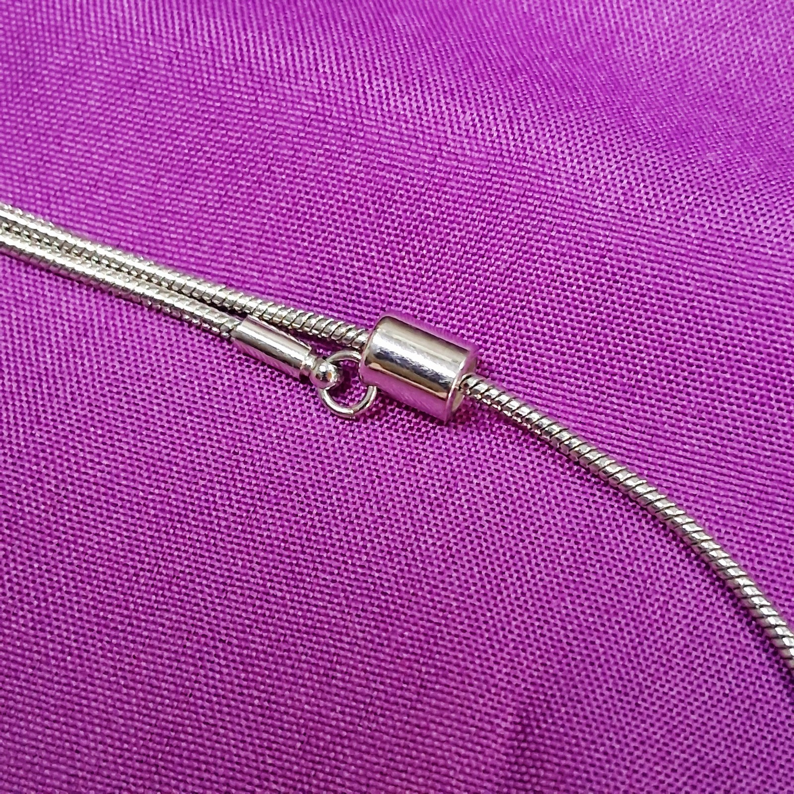 Polished Stainless Steel Textured Ring Hoop Pendant Snake Chain Necklace
