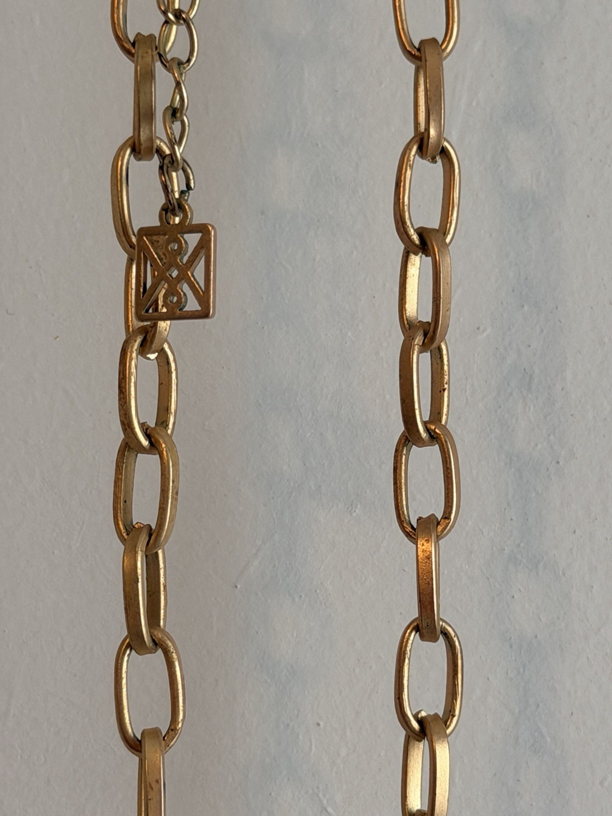 Long Gold Tone Oval Link Chain Necklace White Beads Round Pendant Tassel Fringe