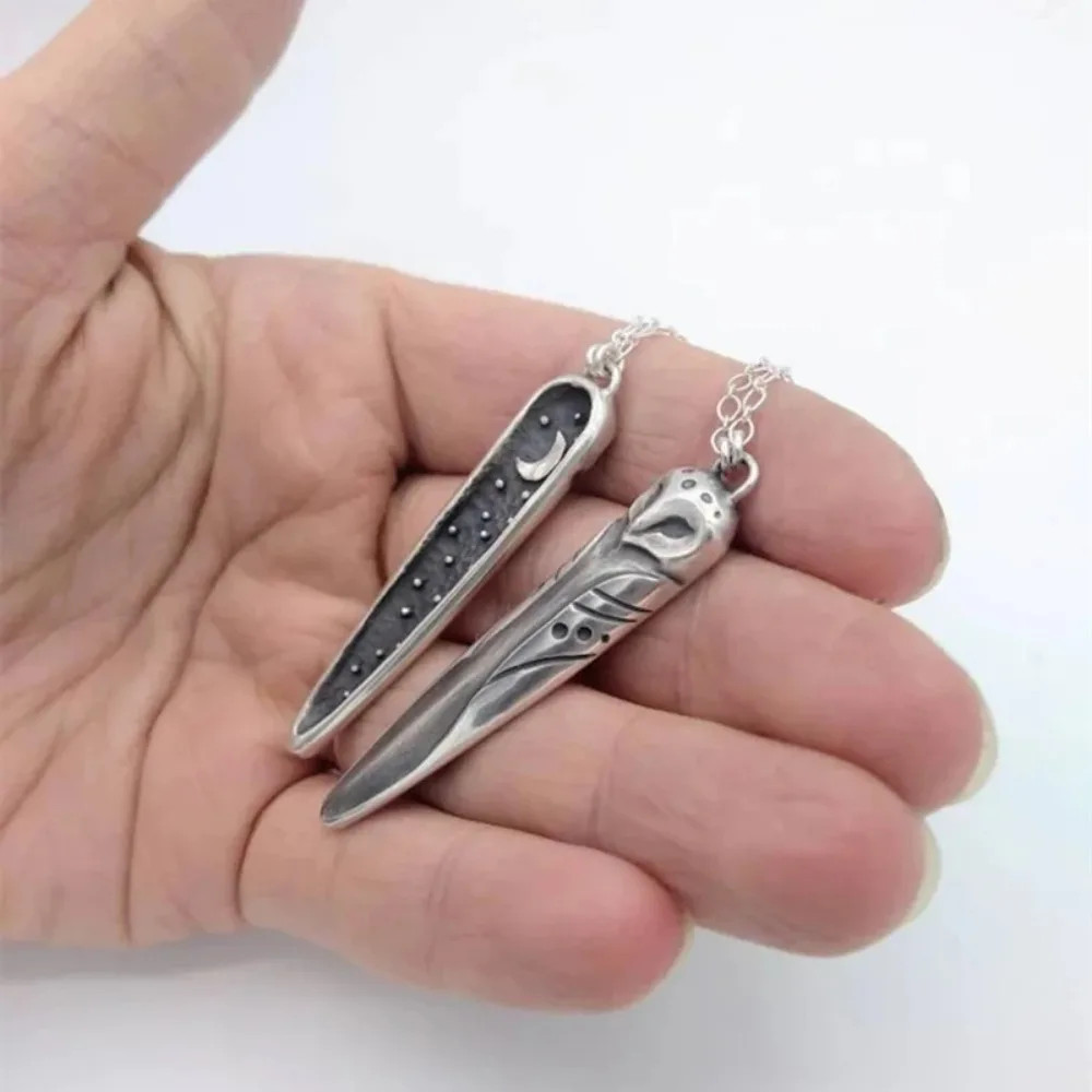 New Simple Fashion Niche Punk Style Retro Creative Animal Owl Star Moon Pendant