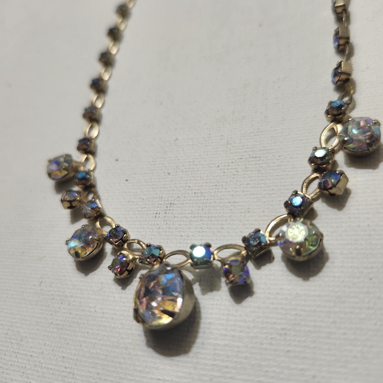 Vintage Necklace Iridescent Choker Small 14 inch