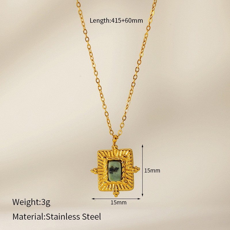 Vintage Emerald Stainless Steel Necklace Inlaid Titanium Steel Pendant Necklace