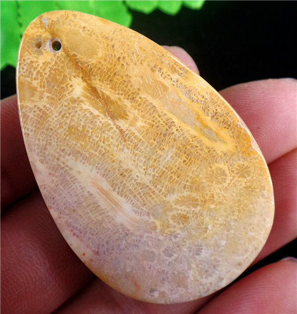 47x31x7mm Natural Africa Chrysanthemum Coral Teardrop Pendant Bead AD65075
