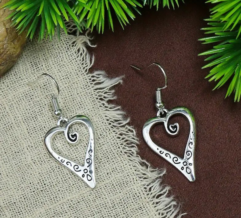 BRIGHTON BEACH Heart Earrings and Necklace Jewelry Set