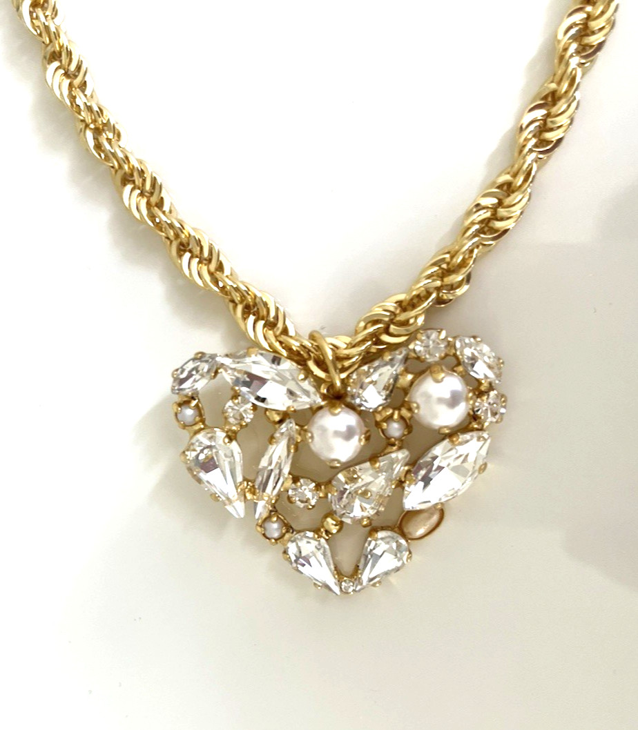 Sorrelli Chunky Crystal Heart Pendant Necklace in Modern Pearl NWT $150.00
