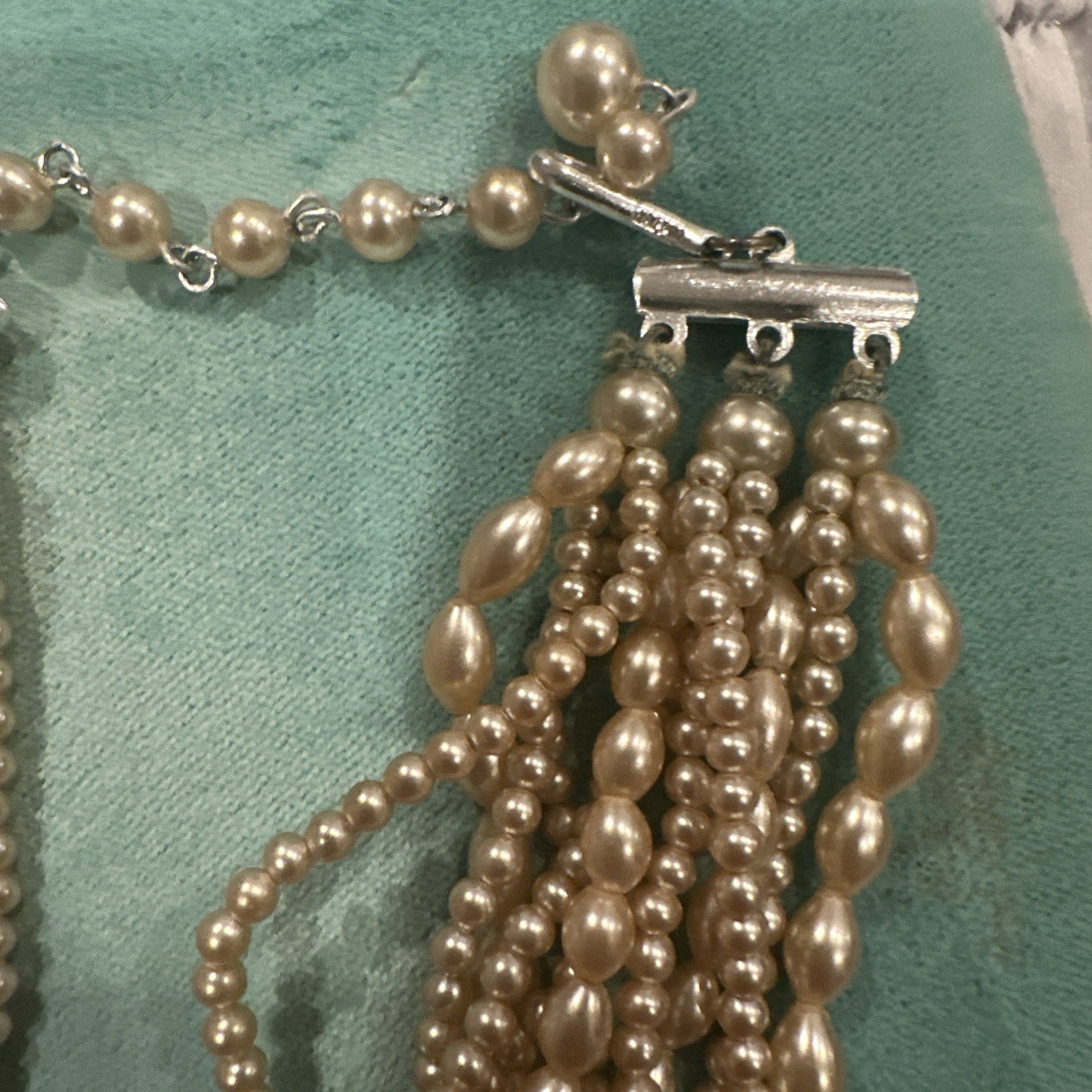Pearl Fashion Jewelry Necklace 17 Inches
