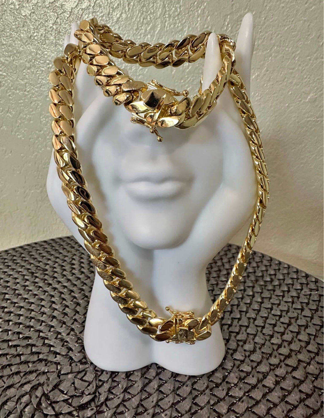 Miami Premium Water Resistant Cuban Link Gold Plated Chain 20mm – 24inch
