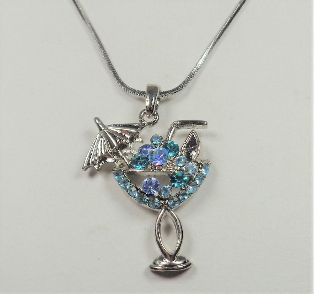 BEACH FASHION MARGARITA COCKTAIL DRINK GLASS BLUE ICE CRYSTALS PENDANT NECKLACE