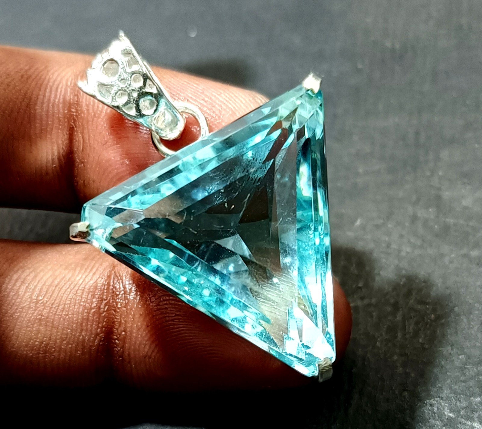 62.9Ct Trillion Aquamarine Natural Topaz 925 Solid Silver Pendant Loose Gemstone