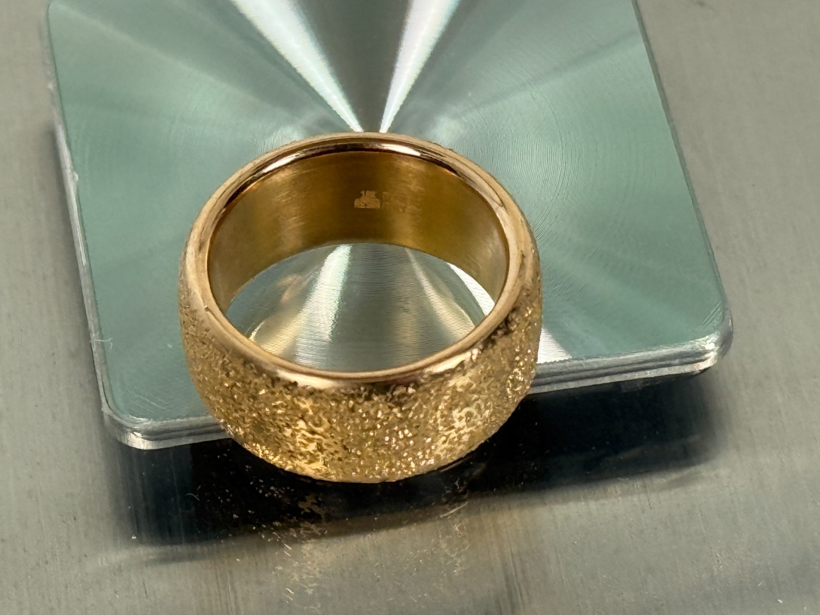 VOGA Collection (18K Gold Electroform), Pave Band Ring yellow Size: 7