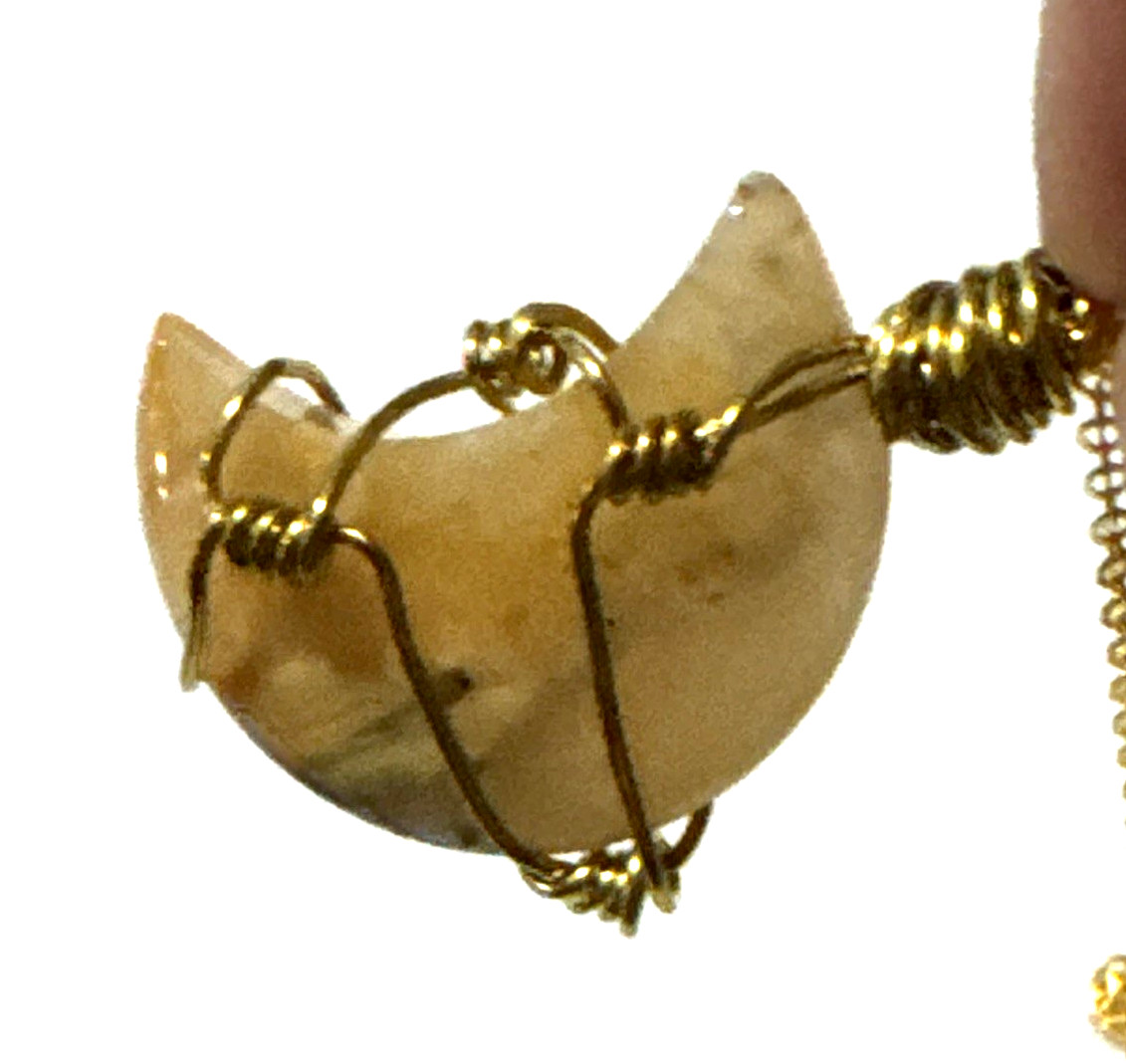 Agate Moon Pendant Necklace Jewelry Gold Tone 24″ Chain Genuine Stone Handmade