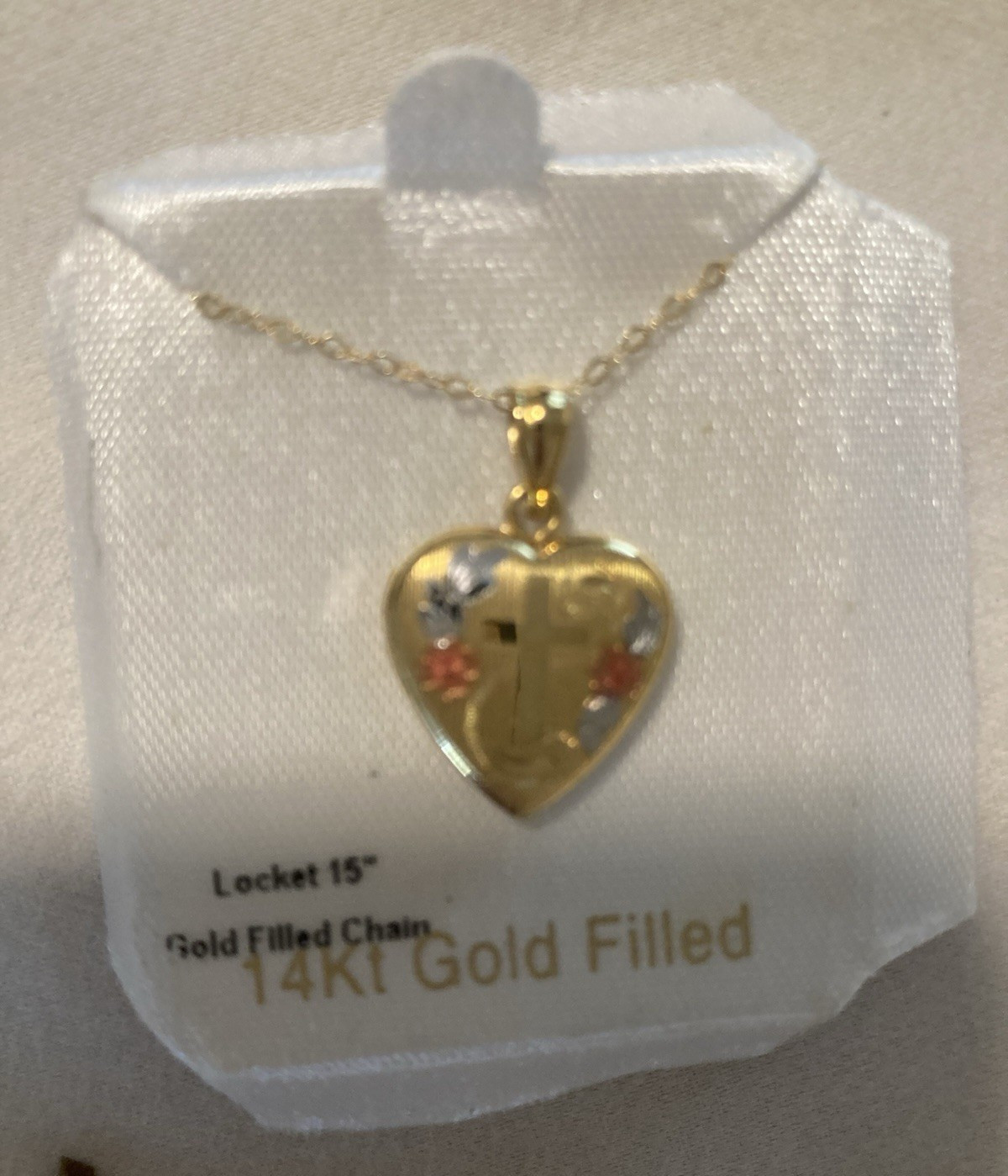 14K Yellow Gold Filled Heart Photo Locket Necklace Pendant Chain 15 in