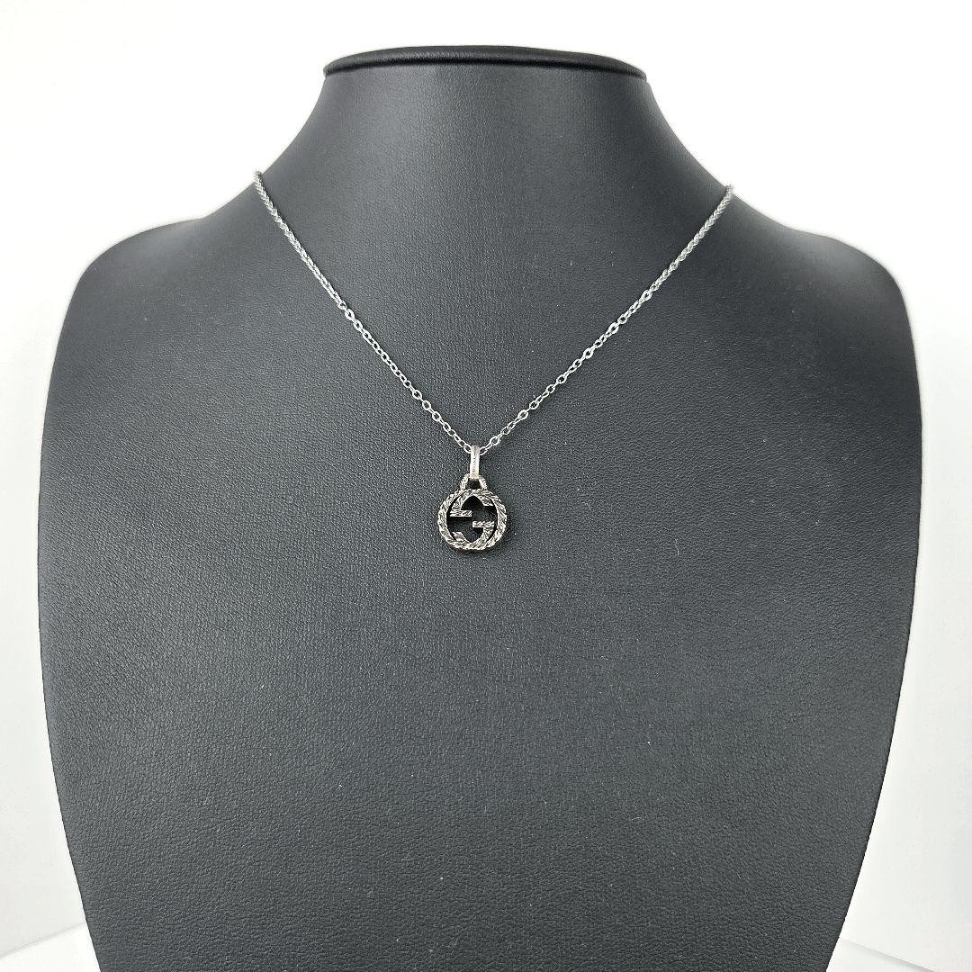 Excellent Gucci Interlocking Arabesque Necklace GG Marmont Smoked