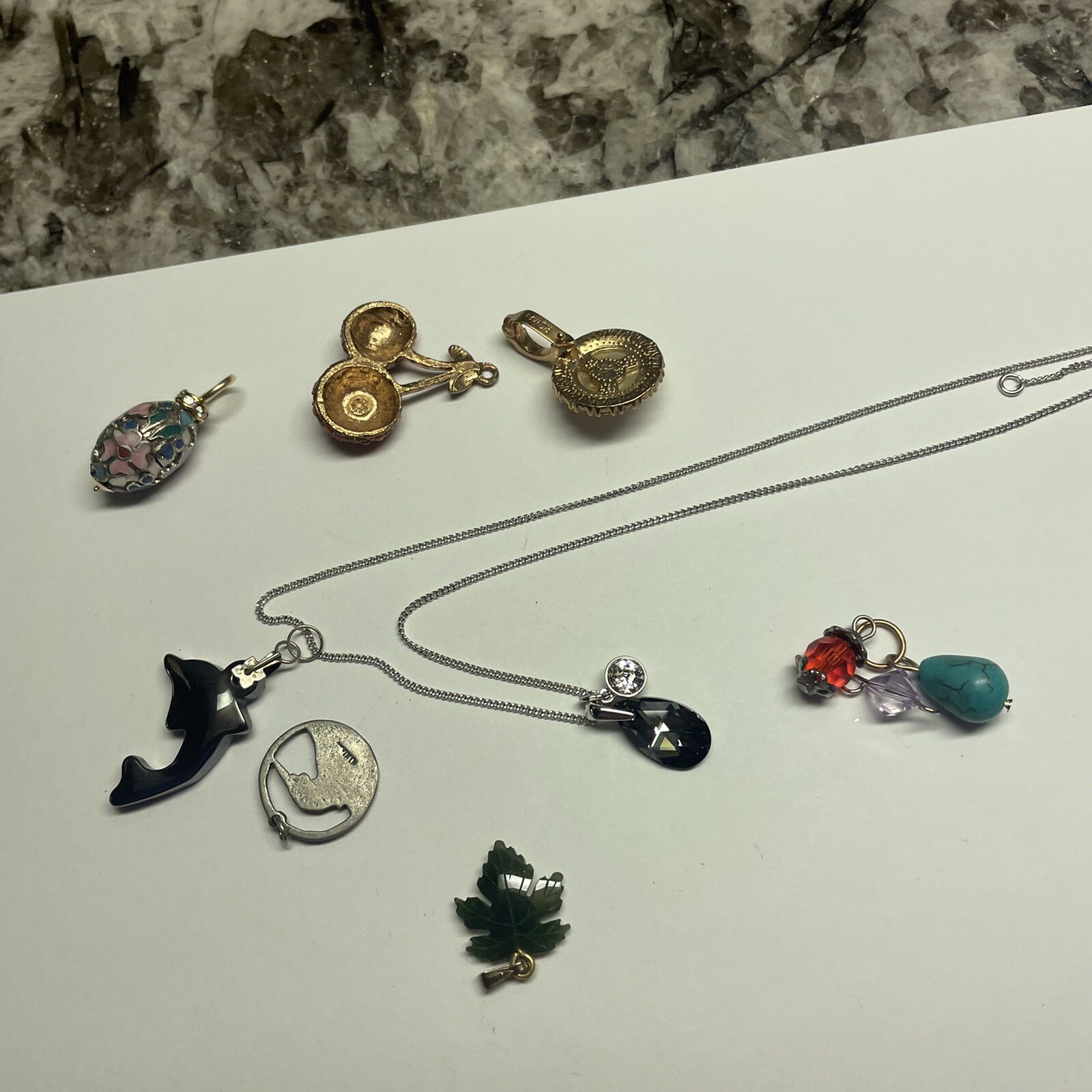 Lot Of 10 Vintage – Modern Jewelry Pendant Charms 1 Signed ROMAN