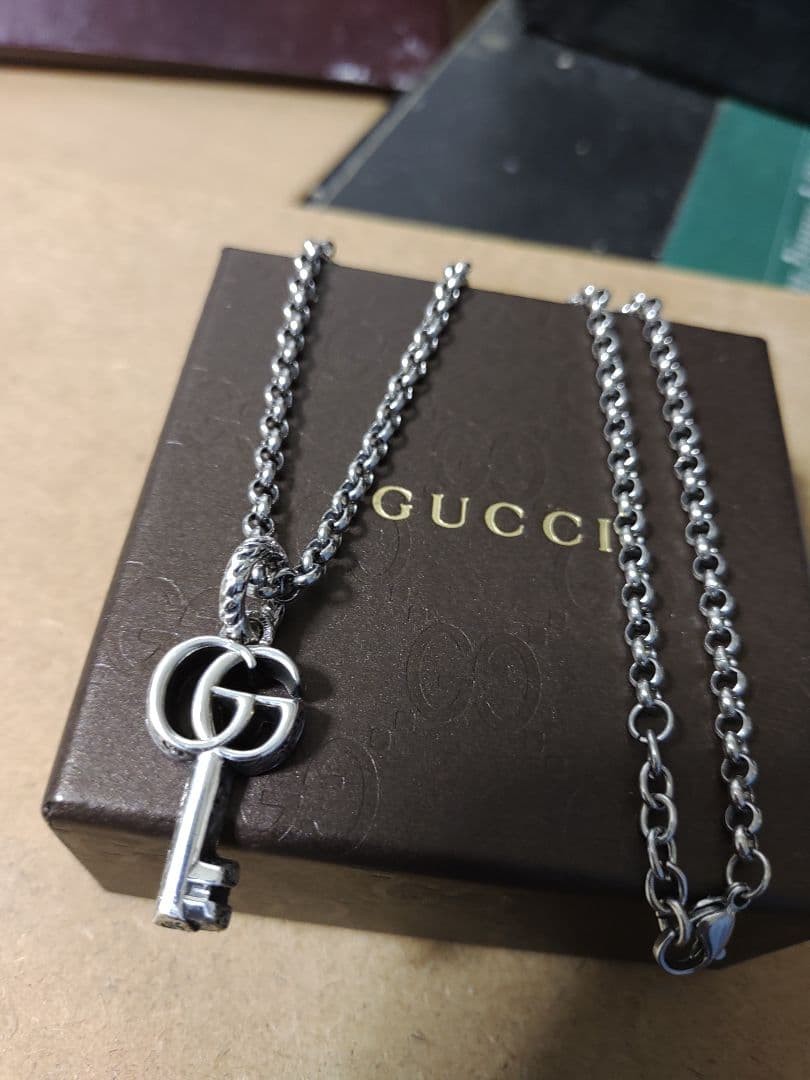 Excellent GUCCI Silver 925 Arabesque Key Necklace – Luxurious Feel, With Box.
