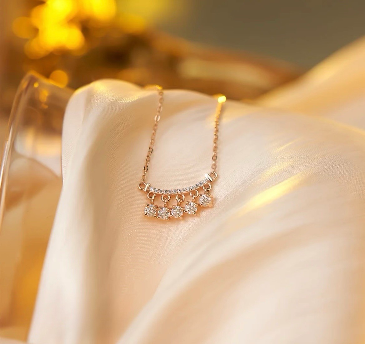 Gold Plated Metal Pendant Necklace White/Colorless Round Crystal Cable Chain