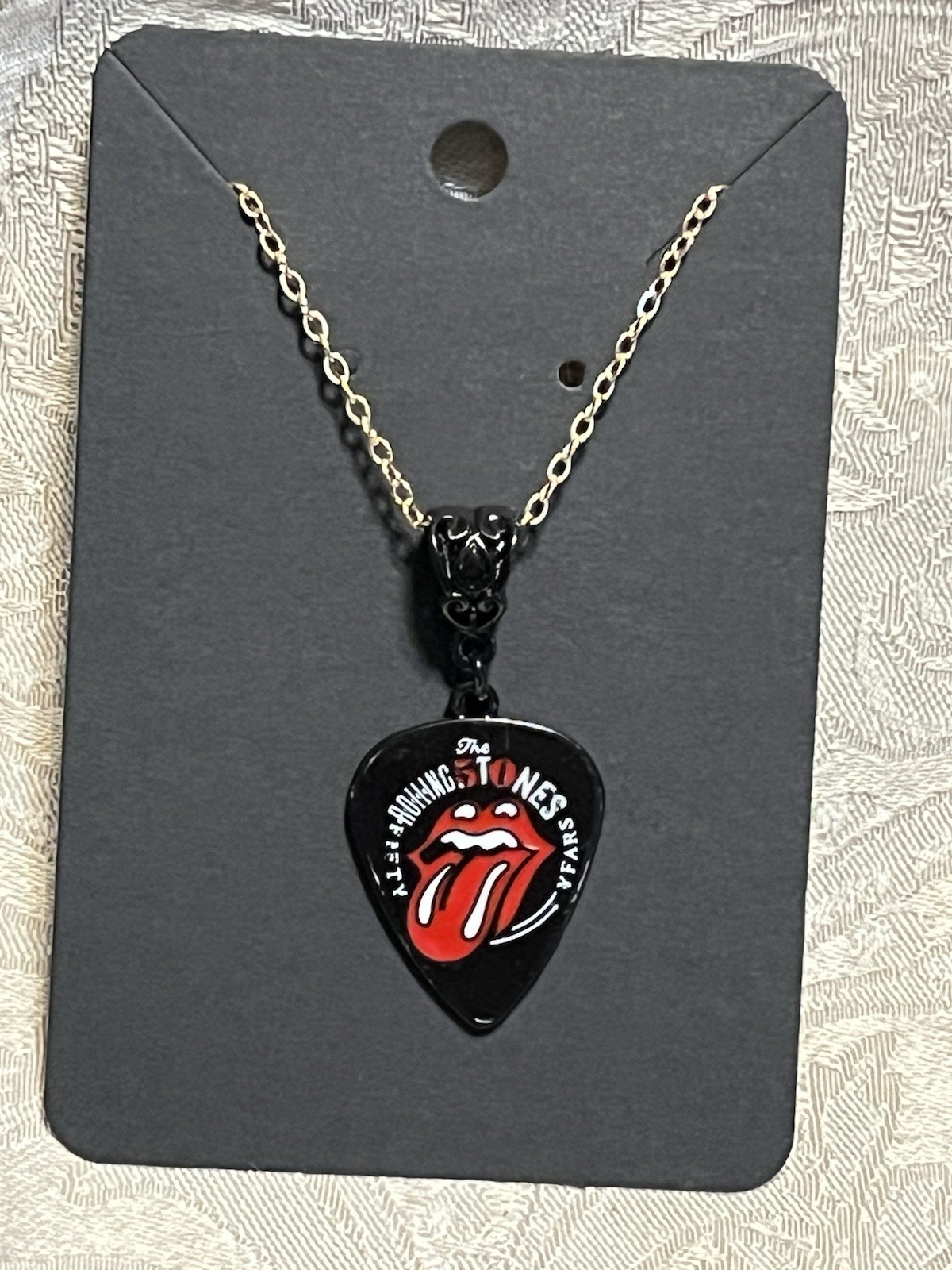 Rock Band Rolling Stones Black Pendant Gold Necklace Fashion Festival Jewelry
