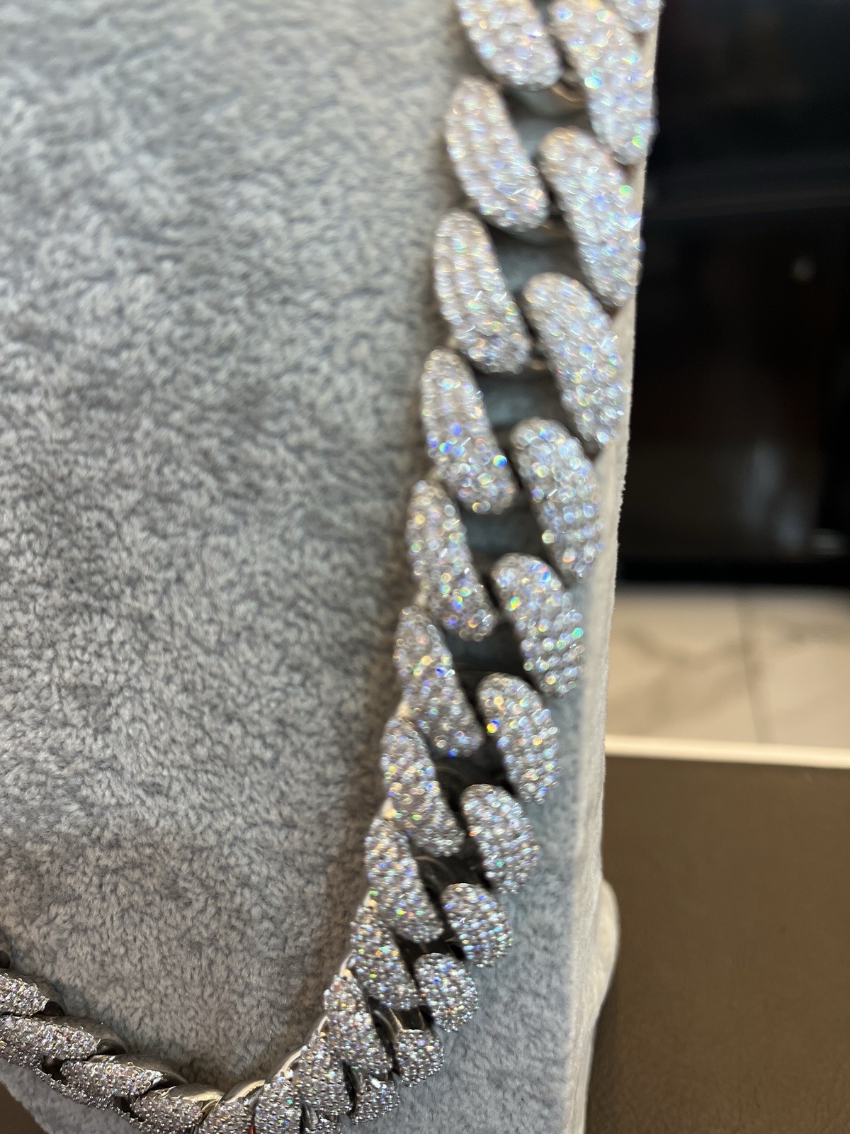 925 Sterling Silver Moissanite VVS Cuban Link 22in – barcode 013216