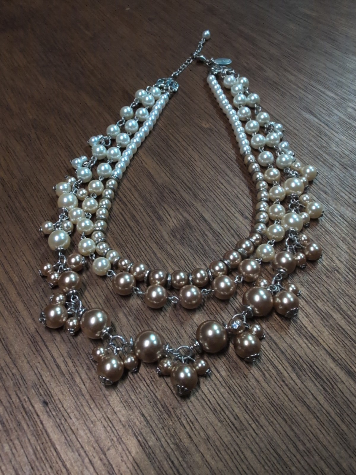 WhiteHouseBlackMarket Multistrand/Colored Pearl Necklace 16″-18″in(40-45cm)