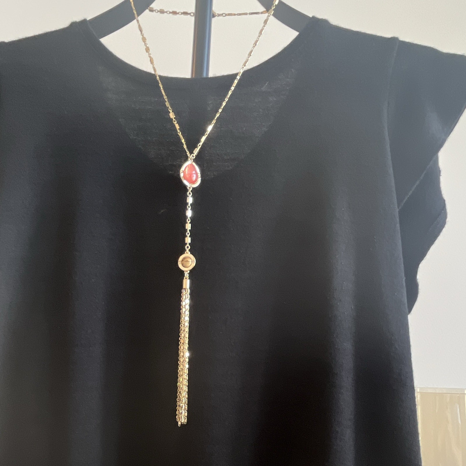 Gold Tone Y-Drop Lariat Necklace Pink Teardrop Bezel Pendant Tassel Bar Link
