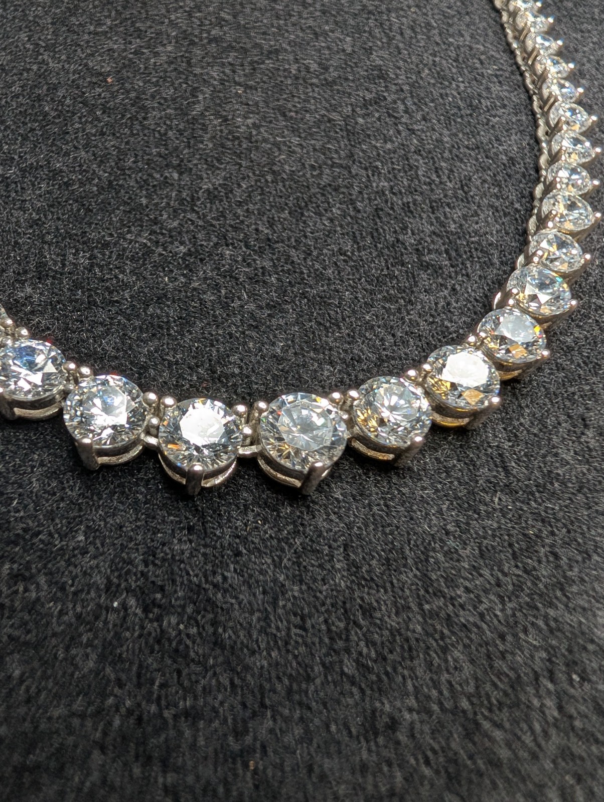 Sterling Silver Cubic Zirconia Graduated Tennis Necklace 17″