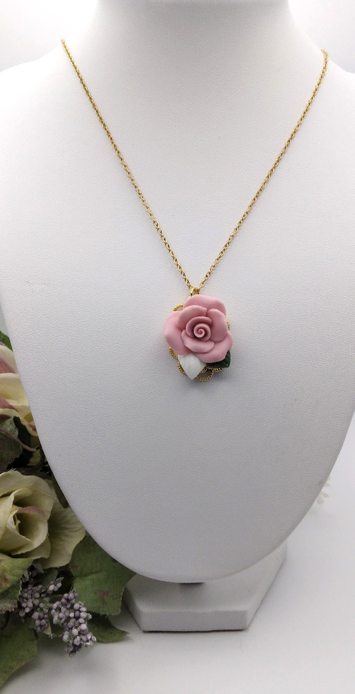 Rose necklace 16″ adjustable Gold Rose Pendant NF Handmade Dainty Birthday New