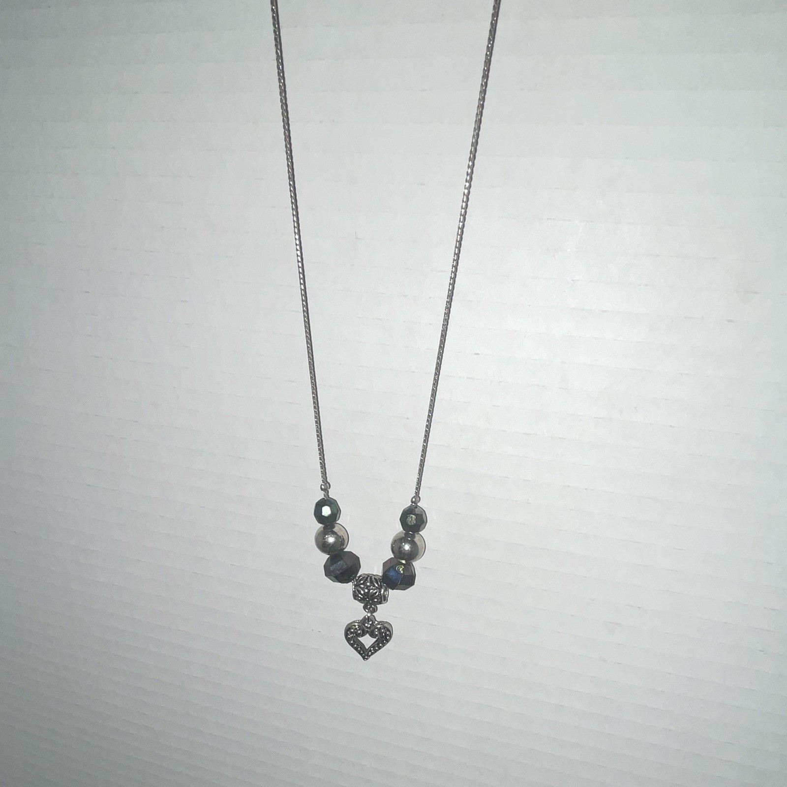 Silver-Tone Cable Chain Beaded Necklace Heart Charm Pendant Gray Crystal